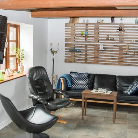 Knakkergard Holiday home *